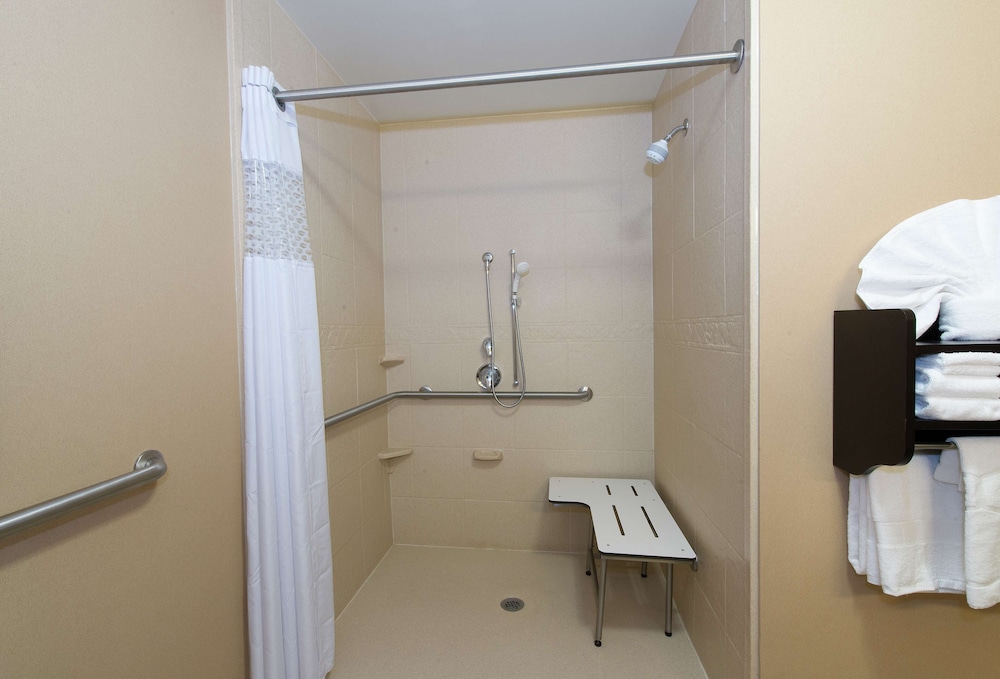 Hampton Inn And Suites Scottsboro 14/44