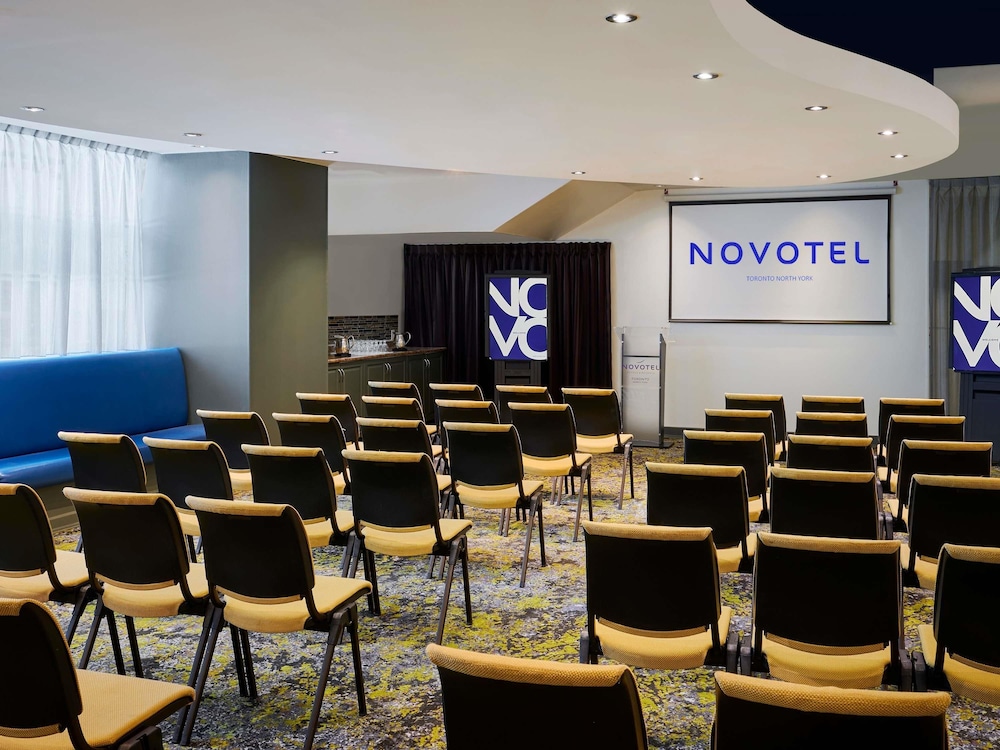 Novotel Toronto North York 66/72