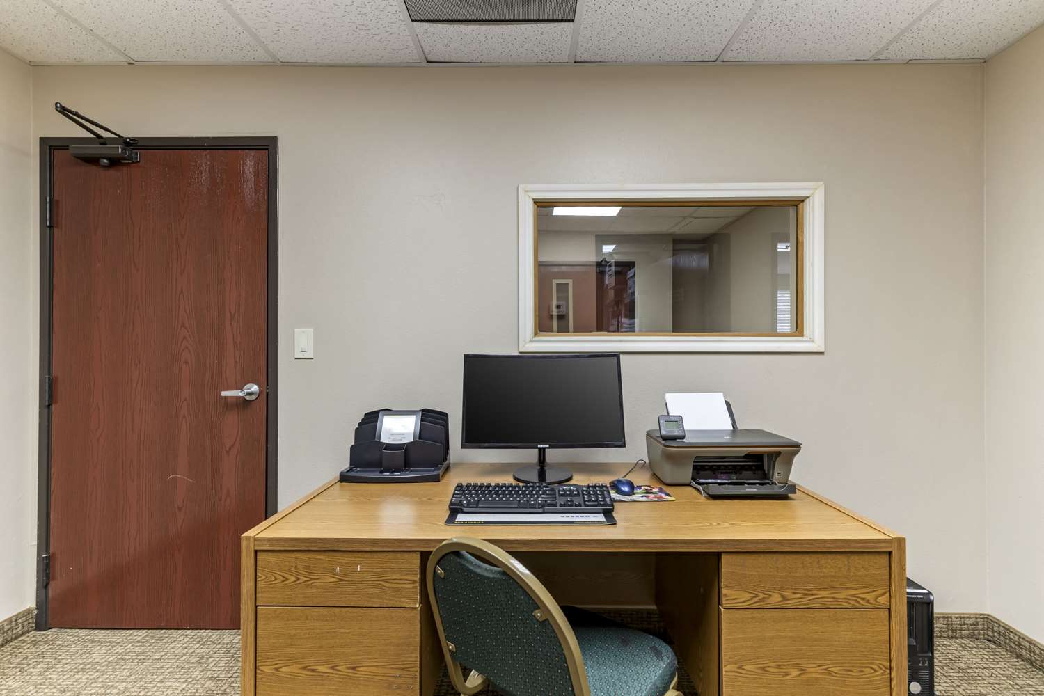 Comfort Inn and Suites Seguin, TX 25/37
