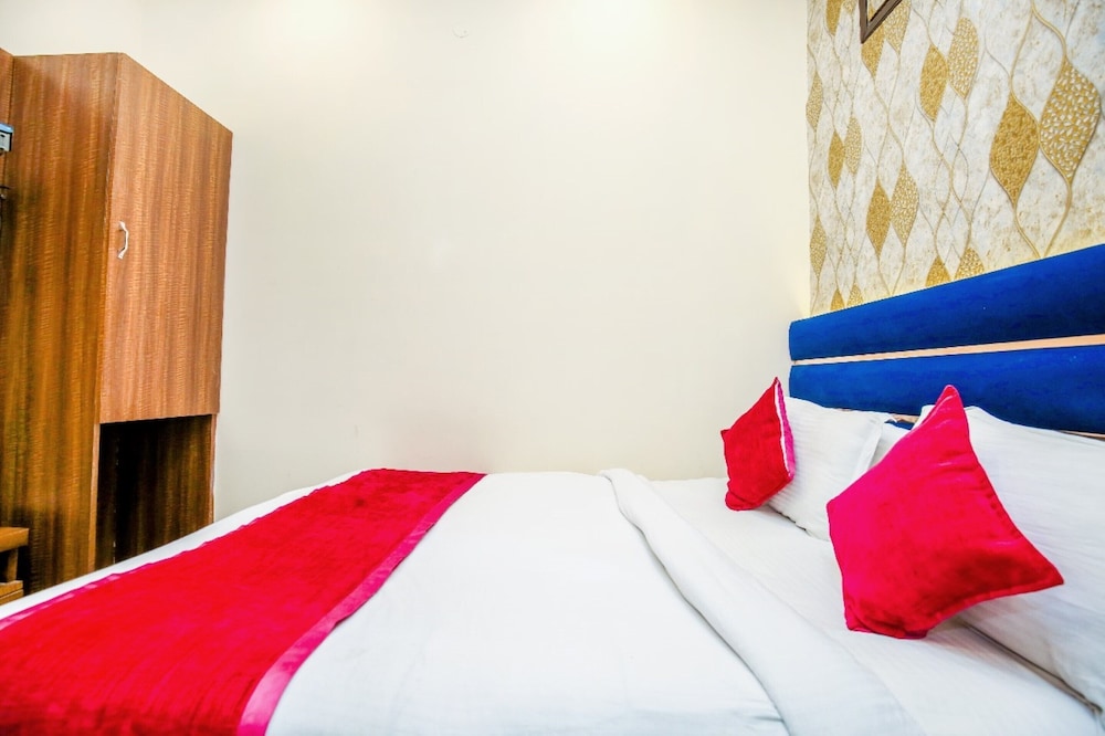 Hotel Karan Residency 29/50