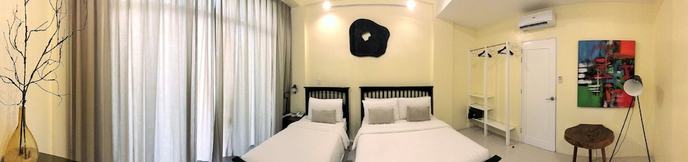 Luxx Boutique Boracay 39/72