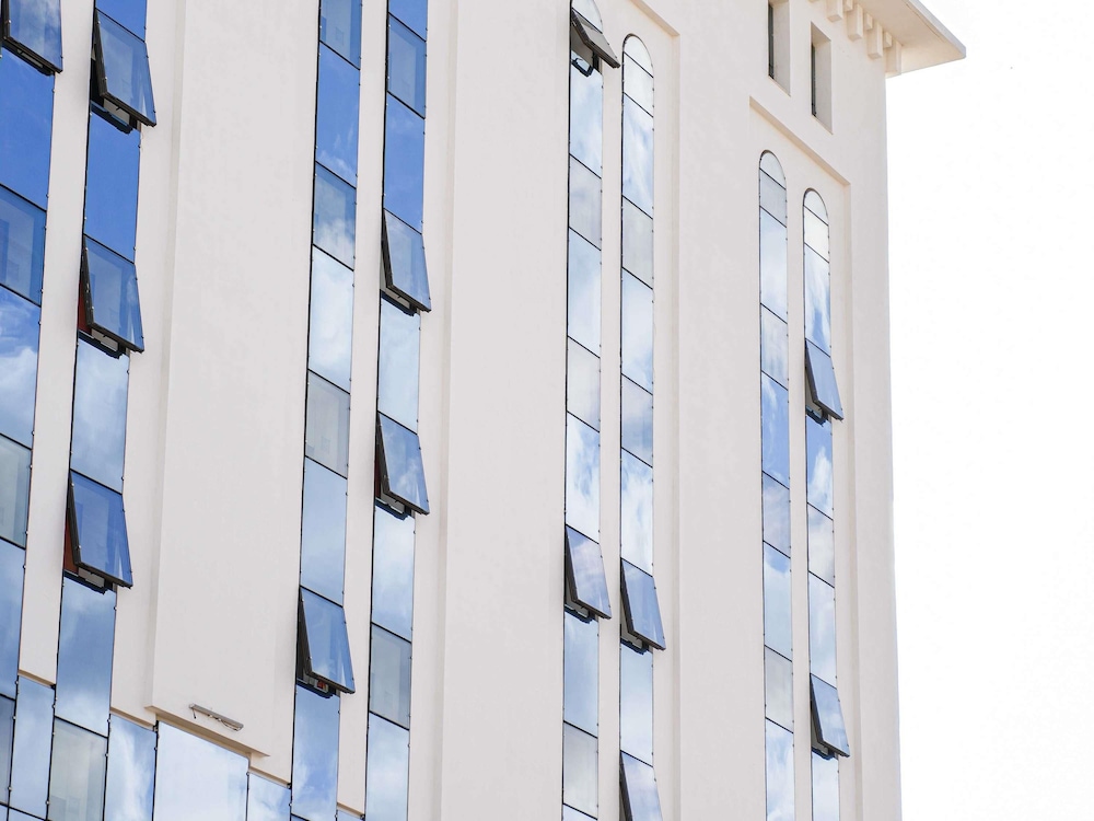 Ibis Tunis 8/70
