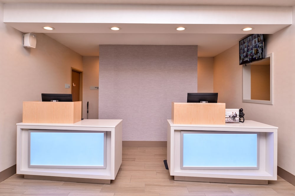 Holiday Inn Express Hotel & Suites Lacey-Olympia 11/49