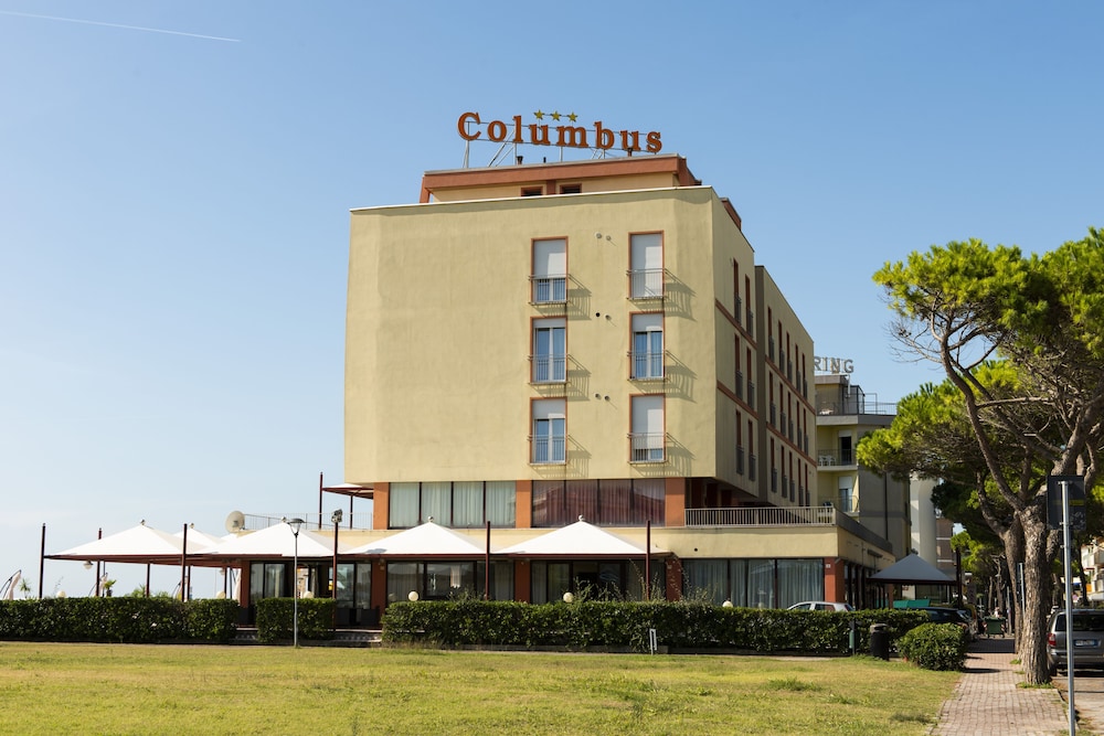 Columbus 2/45