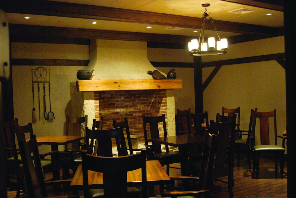 Heritage Hotel Lancaster 44/55