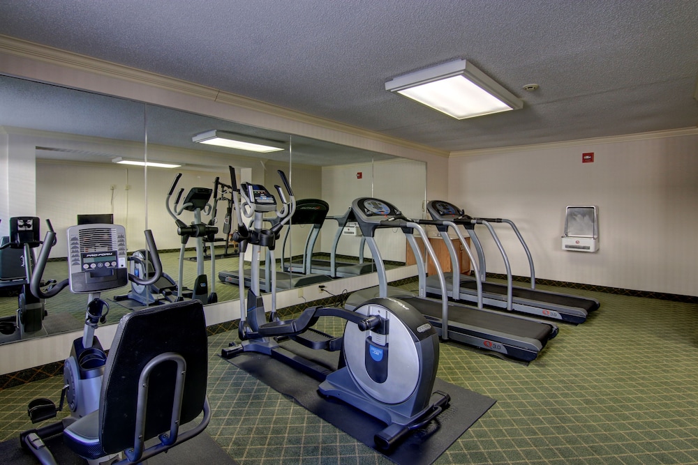 Ramada by Wyndham Macon 25/45