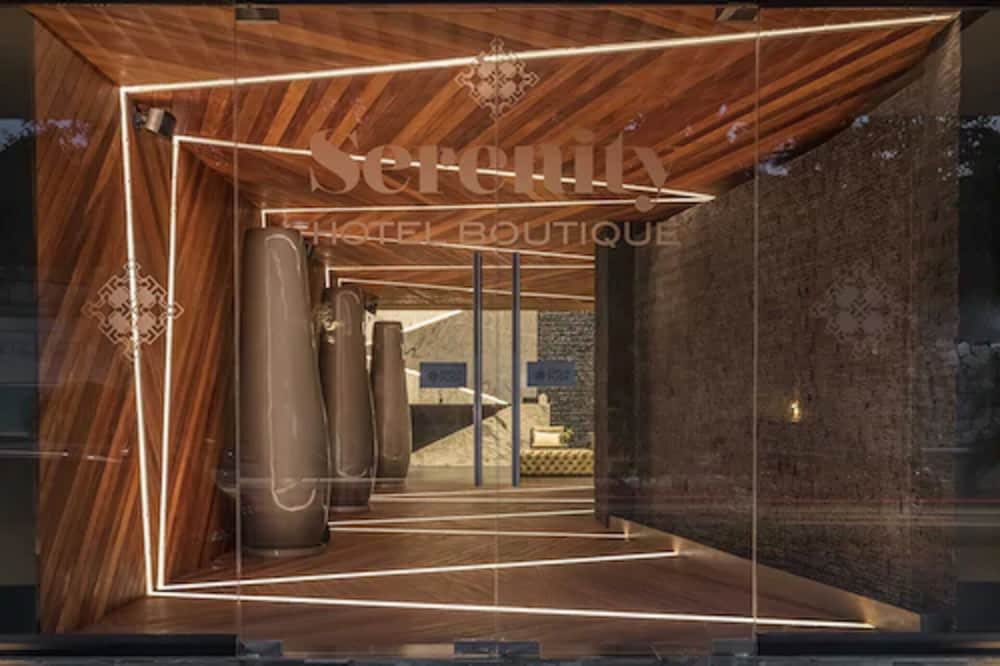 Serenity Hotel Boutique 31/70
