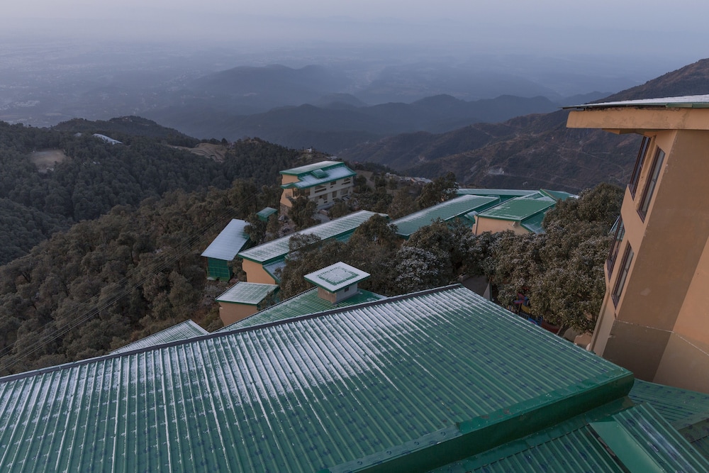 Sterling Mussorie 20/50