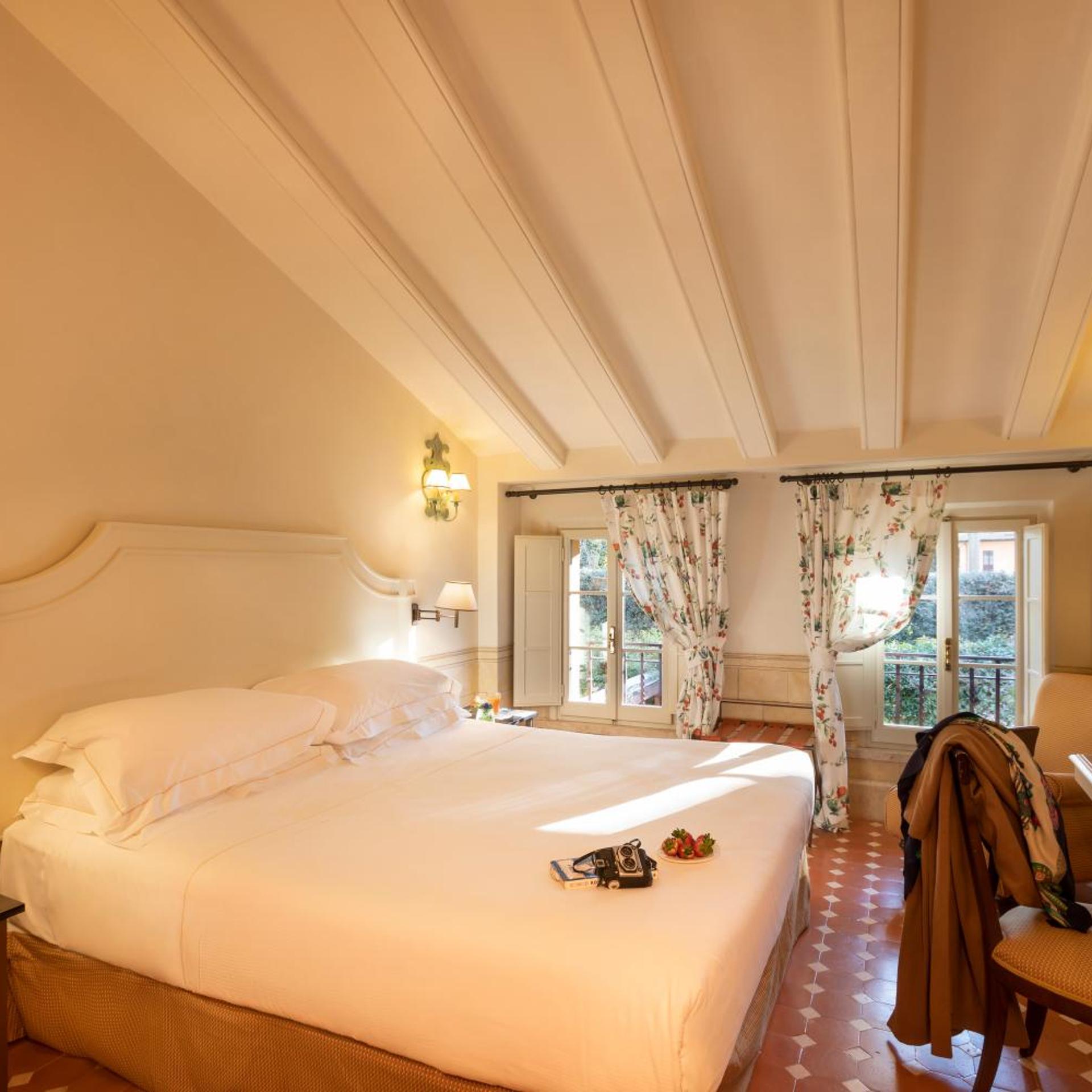 Romantic, Double Bed, Two Story