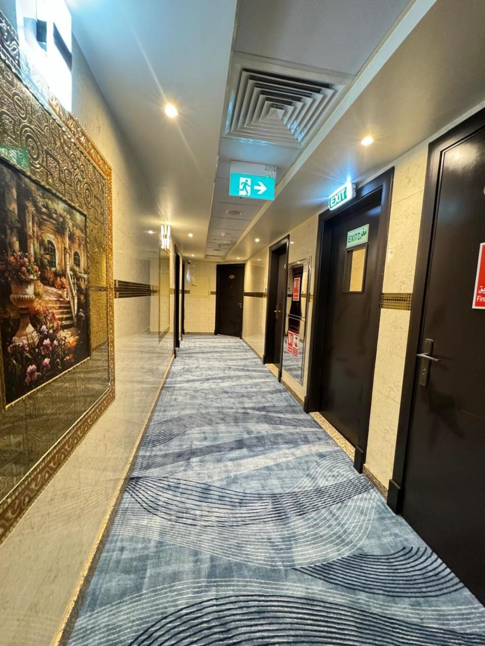 Ag Hotel 48/54