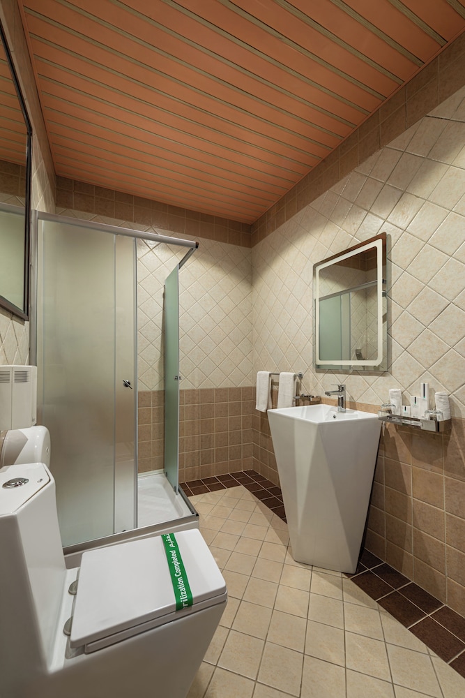 فندق روس(Ross Hotel) 35/36