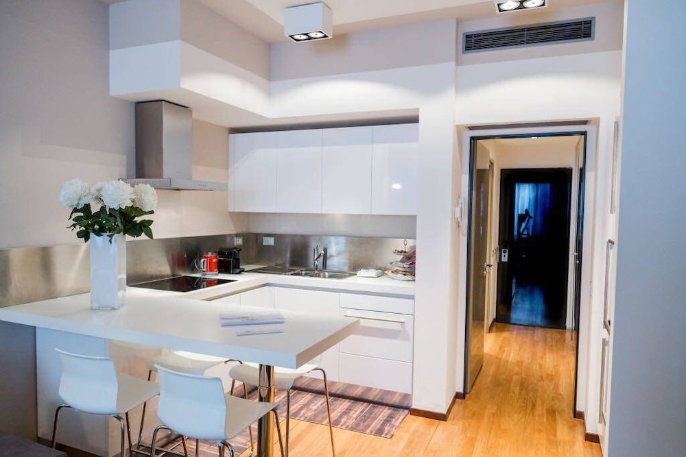 Milan Royal Suites Luxury Apartments 32/50