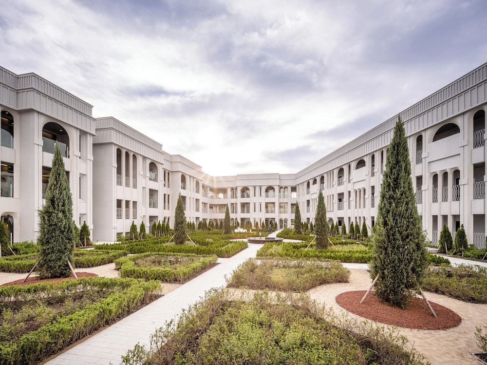 The Siena Resort 47/50