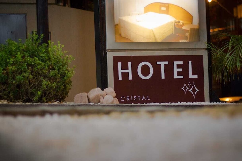 CRISTAL EXECUTIVE HOTEL 14/26