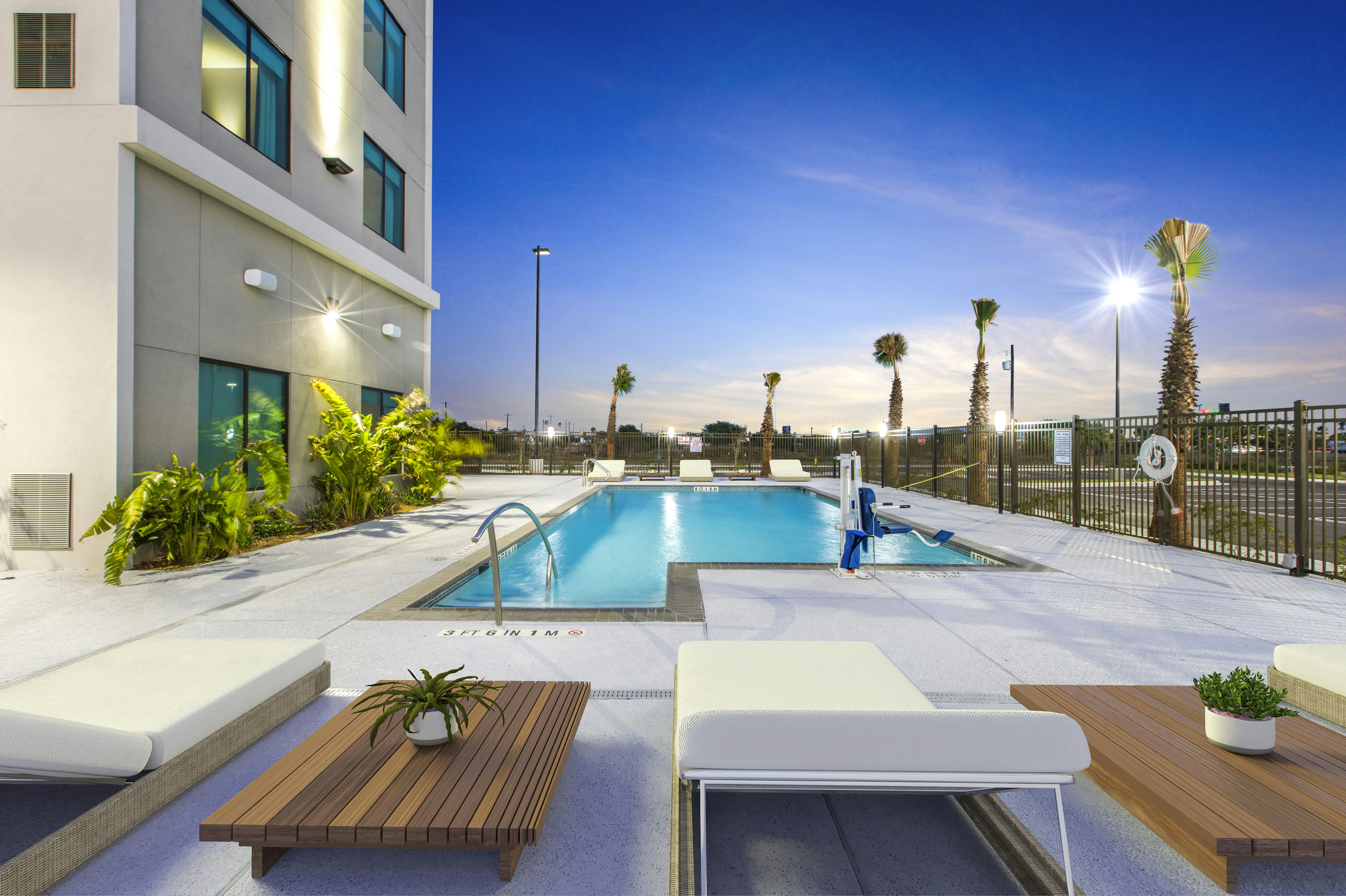 Hilton Garden Inn Harlingen Convention Center Tx 10/35