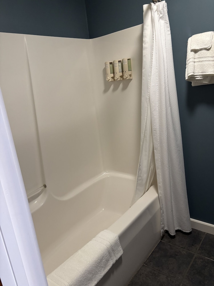 William Watson Hotel 23/49