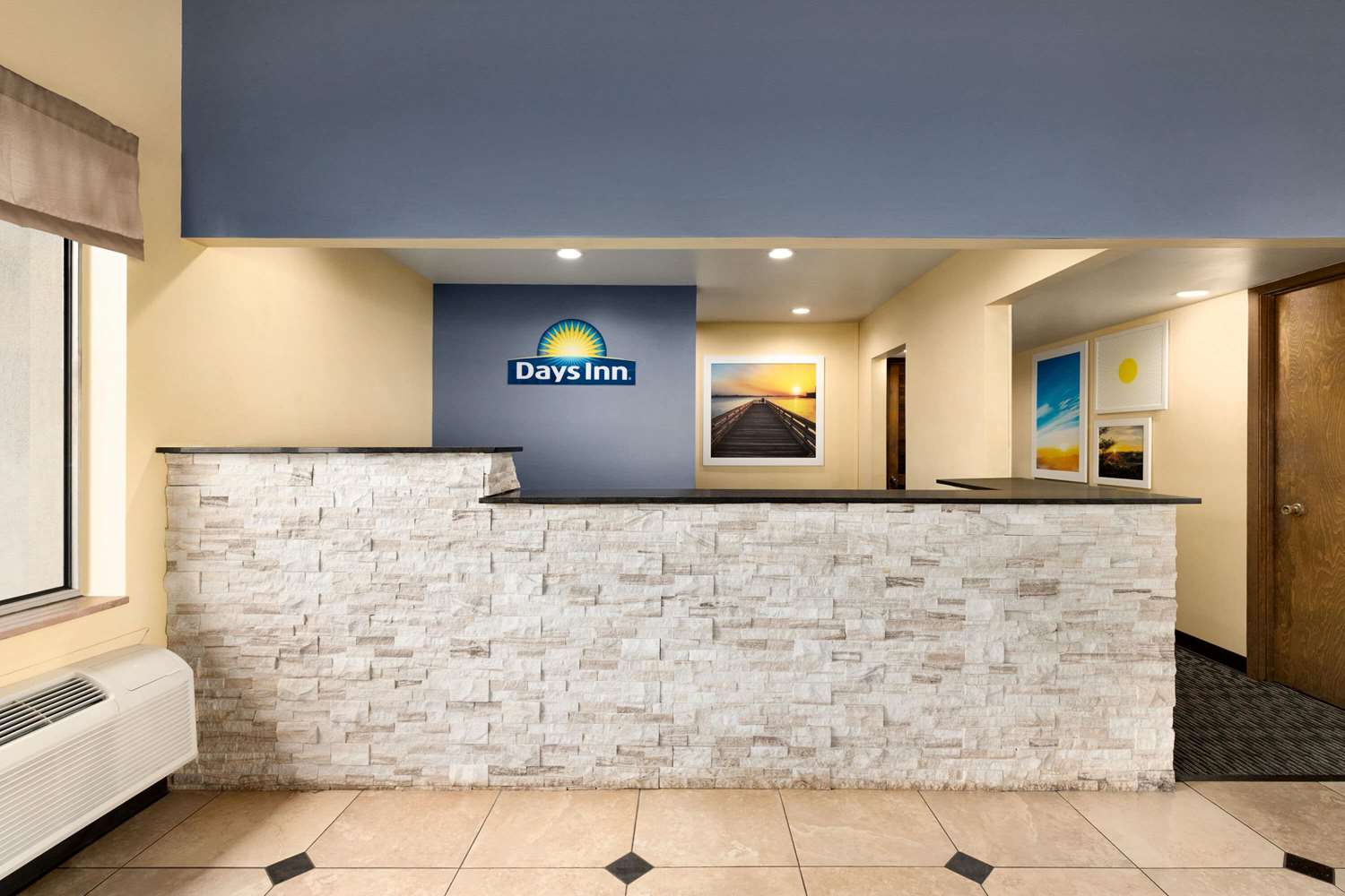 Days Inn by Wyndham Oak Ridge Knoxville 3/16