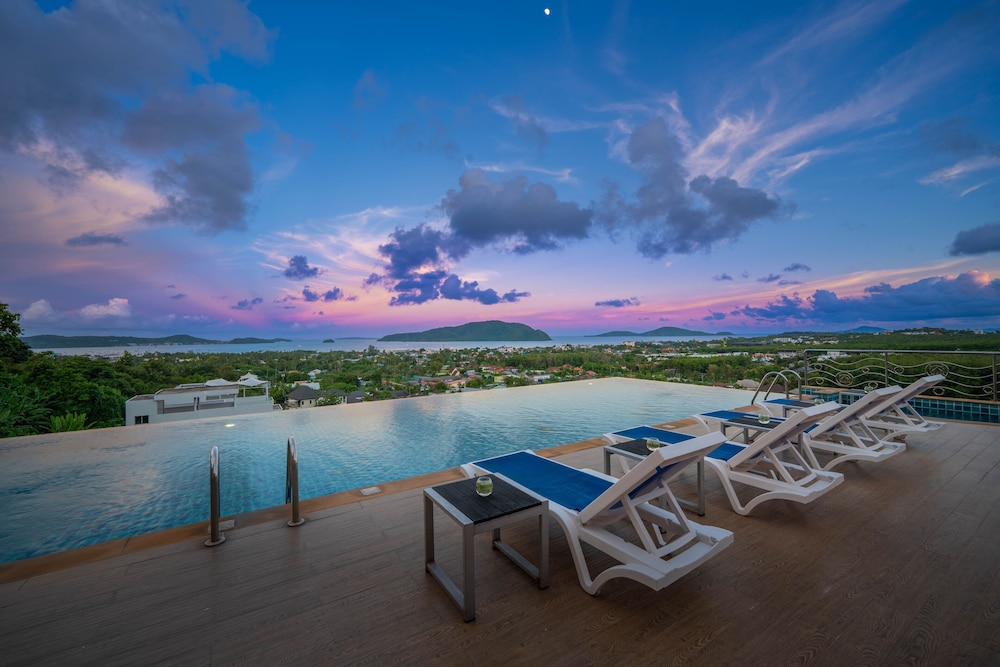 The View Rawada Phuket 47/56