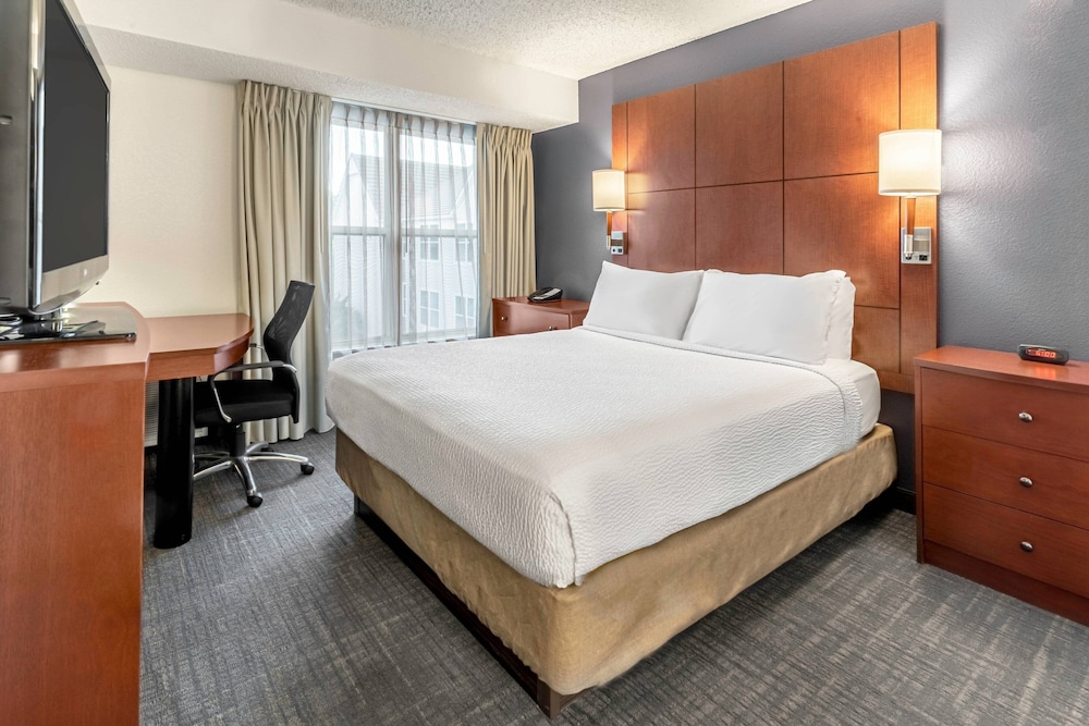 Residence Inn Sacramento Rancho Cordova 10/39