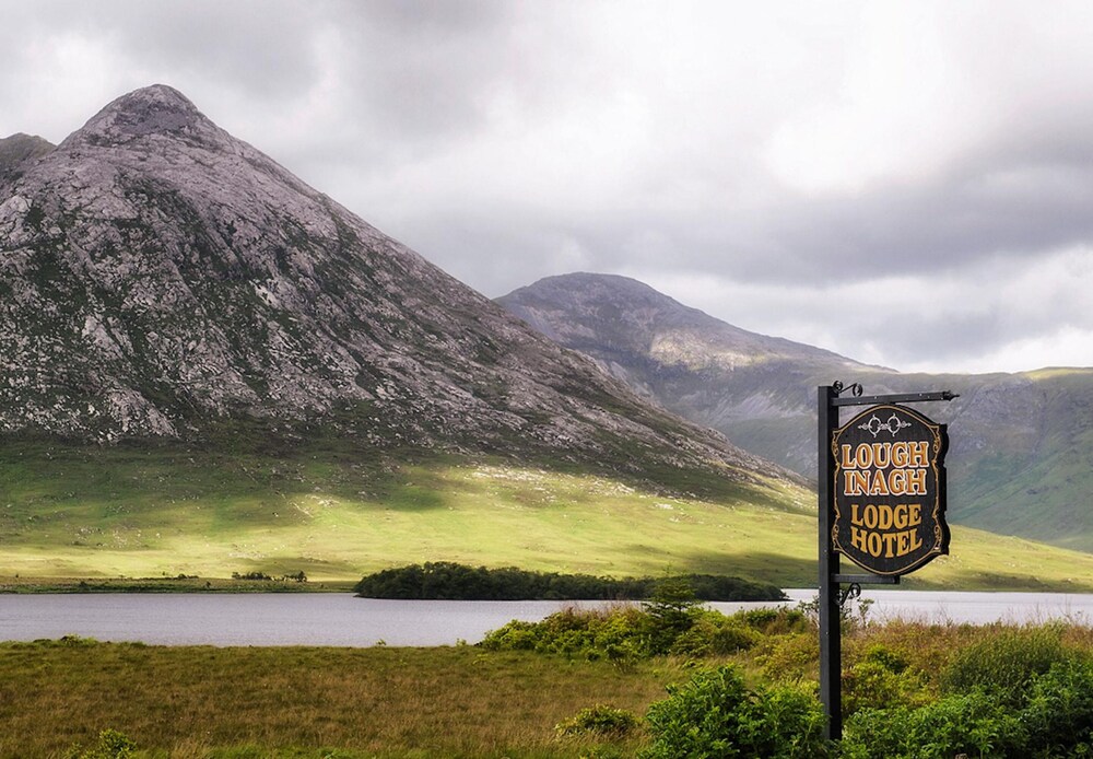 Lough Inagh Lodge Hotel 54/58