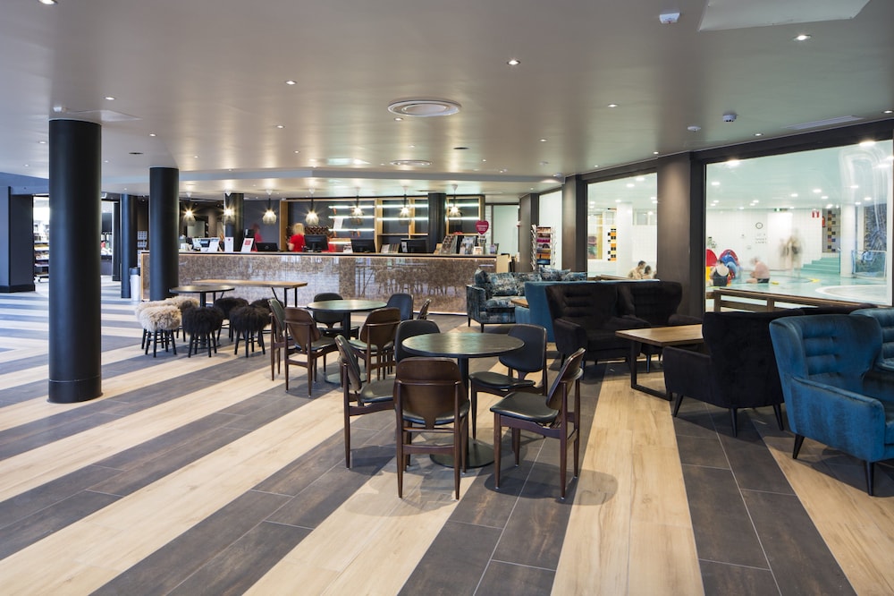restaurant-cafeteria