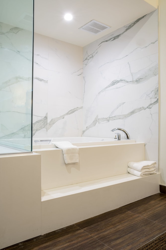 Hotel Xilo Glendale 22/51