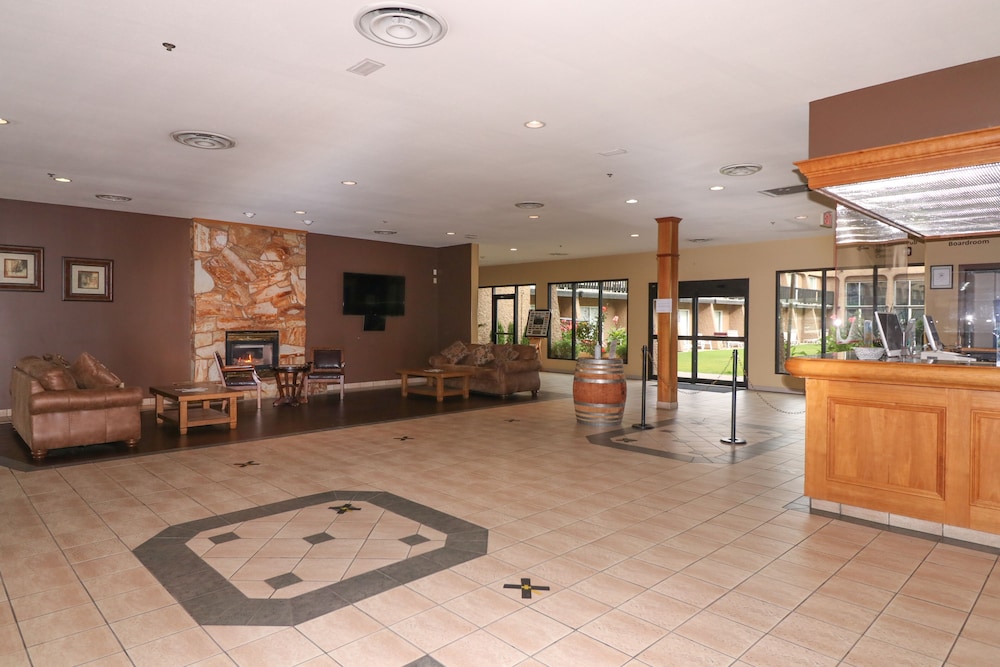 Divya Sutra Plaza & Conference Centre Vernon, BC 17/74