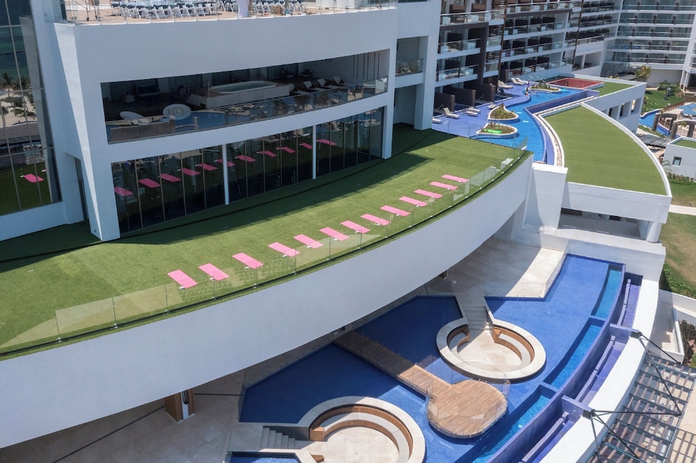Royalton Splash Riviera Cancun, An Autograph Collection All-Inclusive Resort 5/54