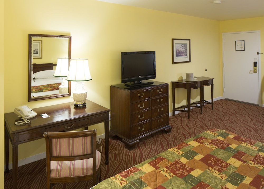 Campbell Inn 40/48