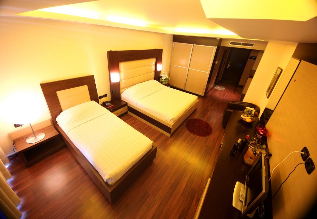 Room at Vlora International Hotel, VLORE