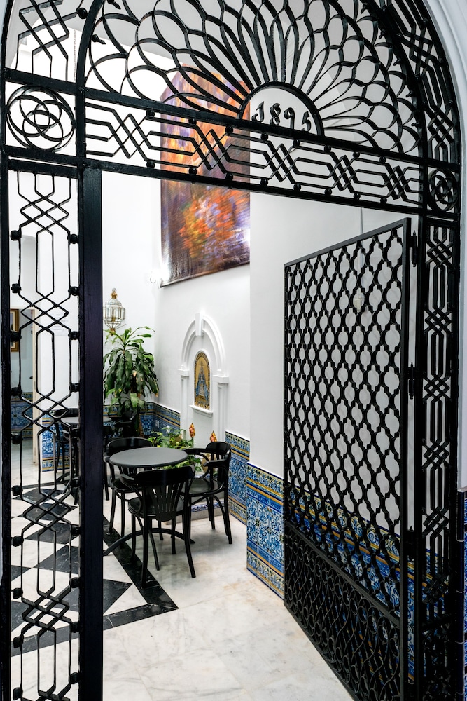 COOL SEVILLA HOTEL 14/60