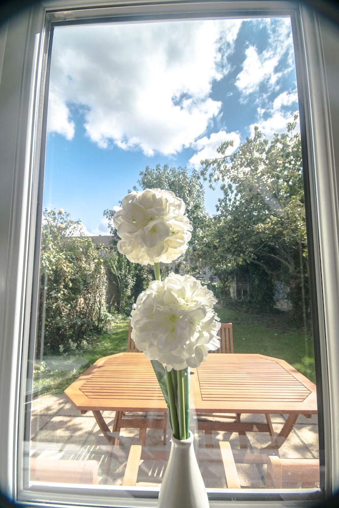 Wimbledon Holiday Lets 35/50