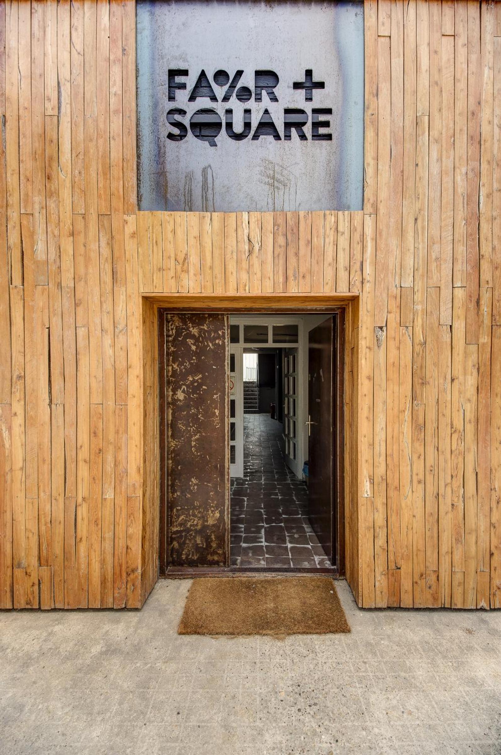 Hostel Fair and Square 3/20