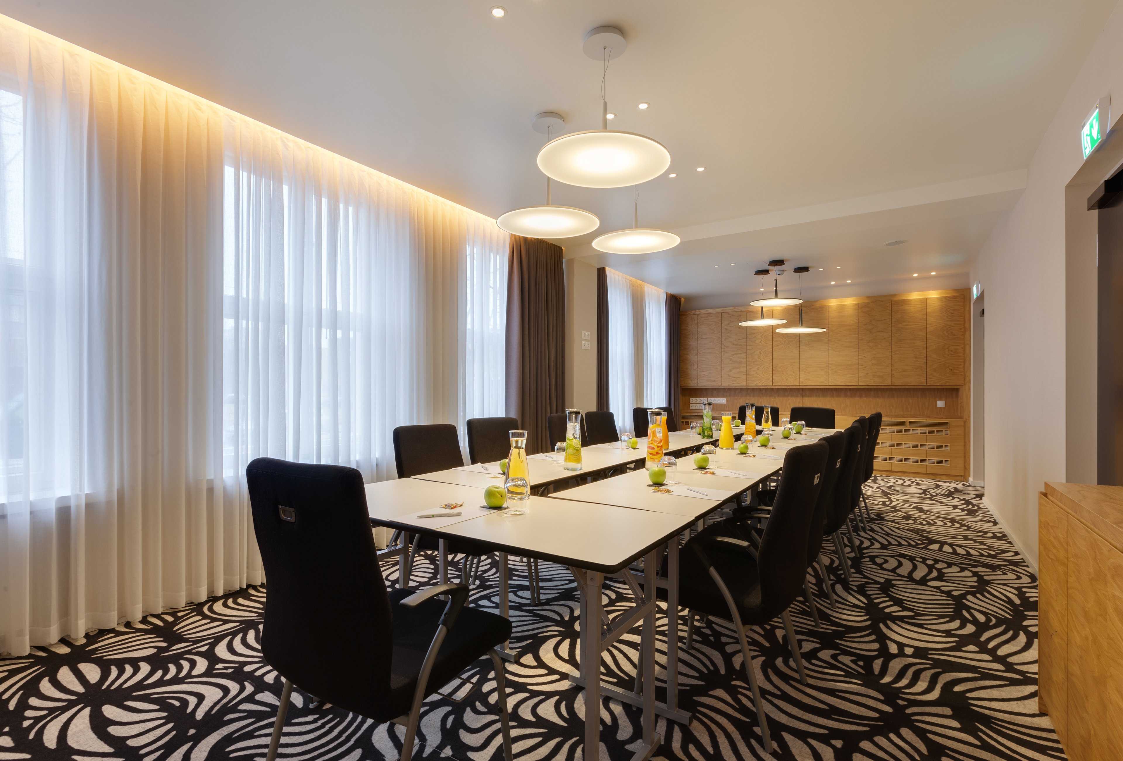 HOLIDAY INN DRESDEN - AM ZWINGER 71/77