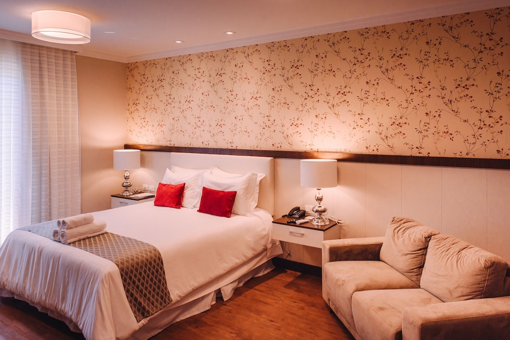 HOTEL JARDINS DA COLINA 36/76