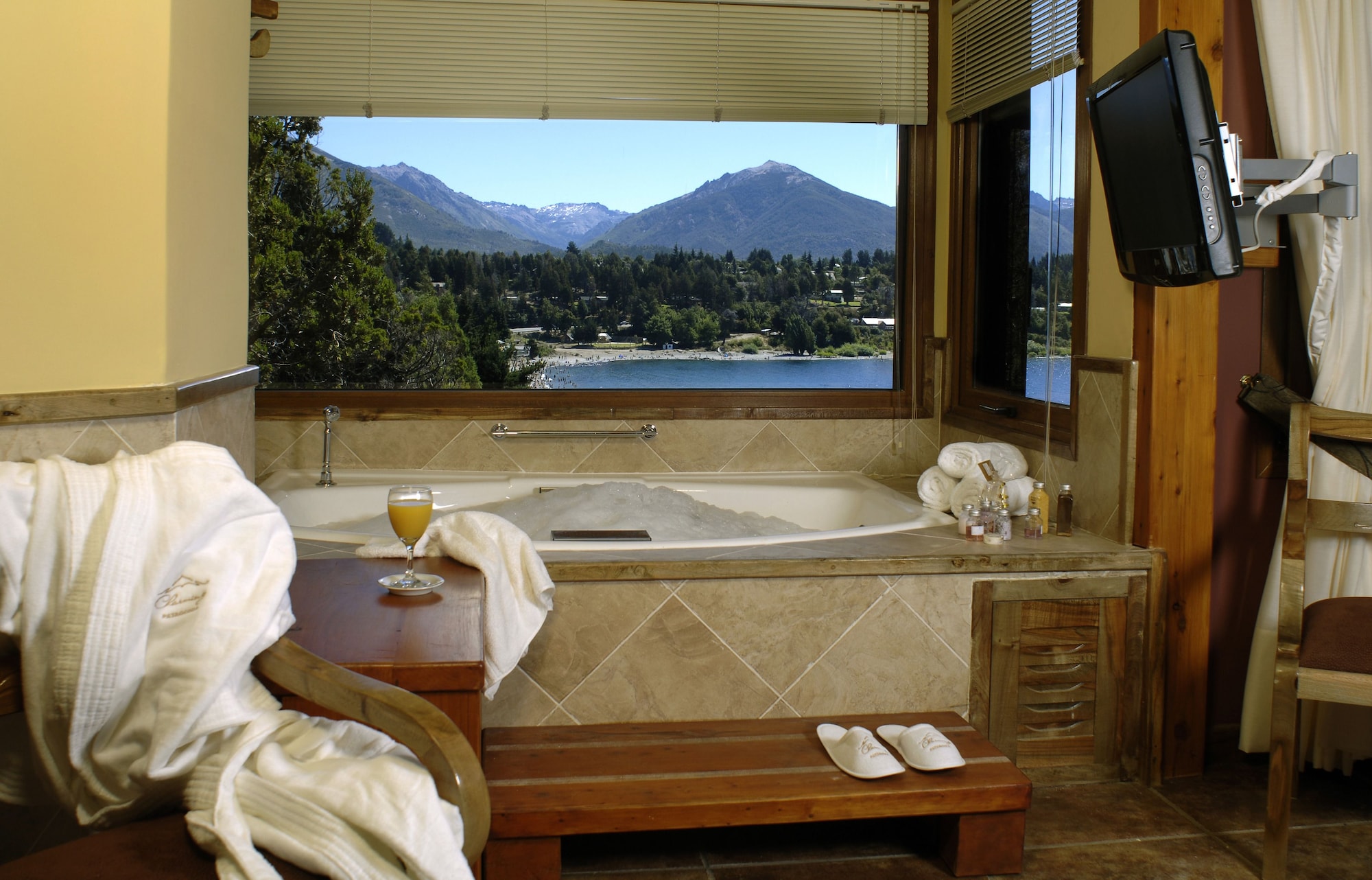3 BEDROOMS, APARTMENT, PRIVATE SPA