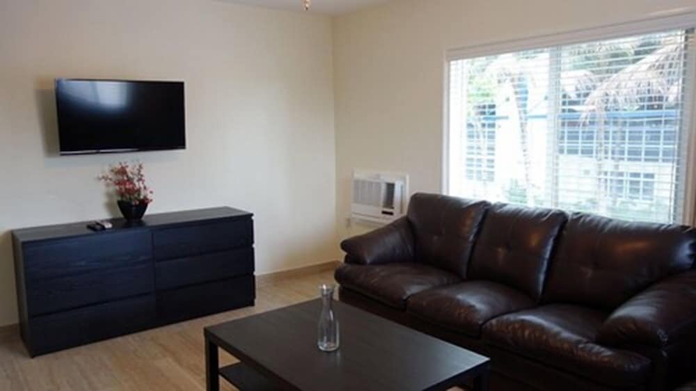 Ocean Drive Villas 25/50