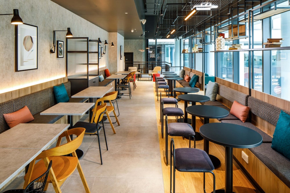 IBIS LONDON SUTTON POINT 53/71