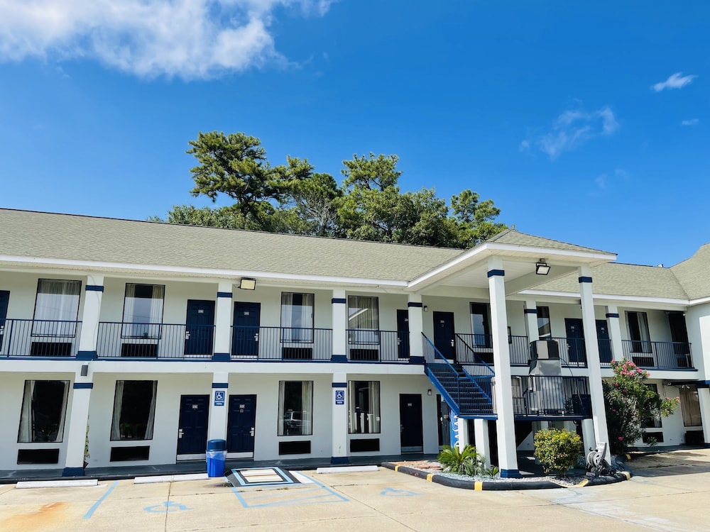 Best Western Magnolia 3/50