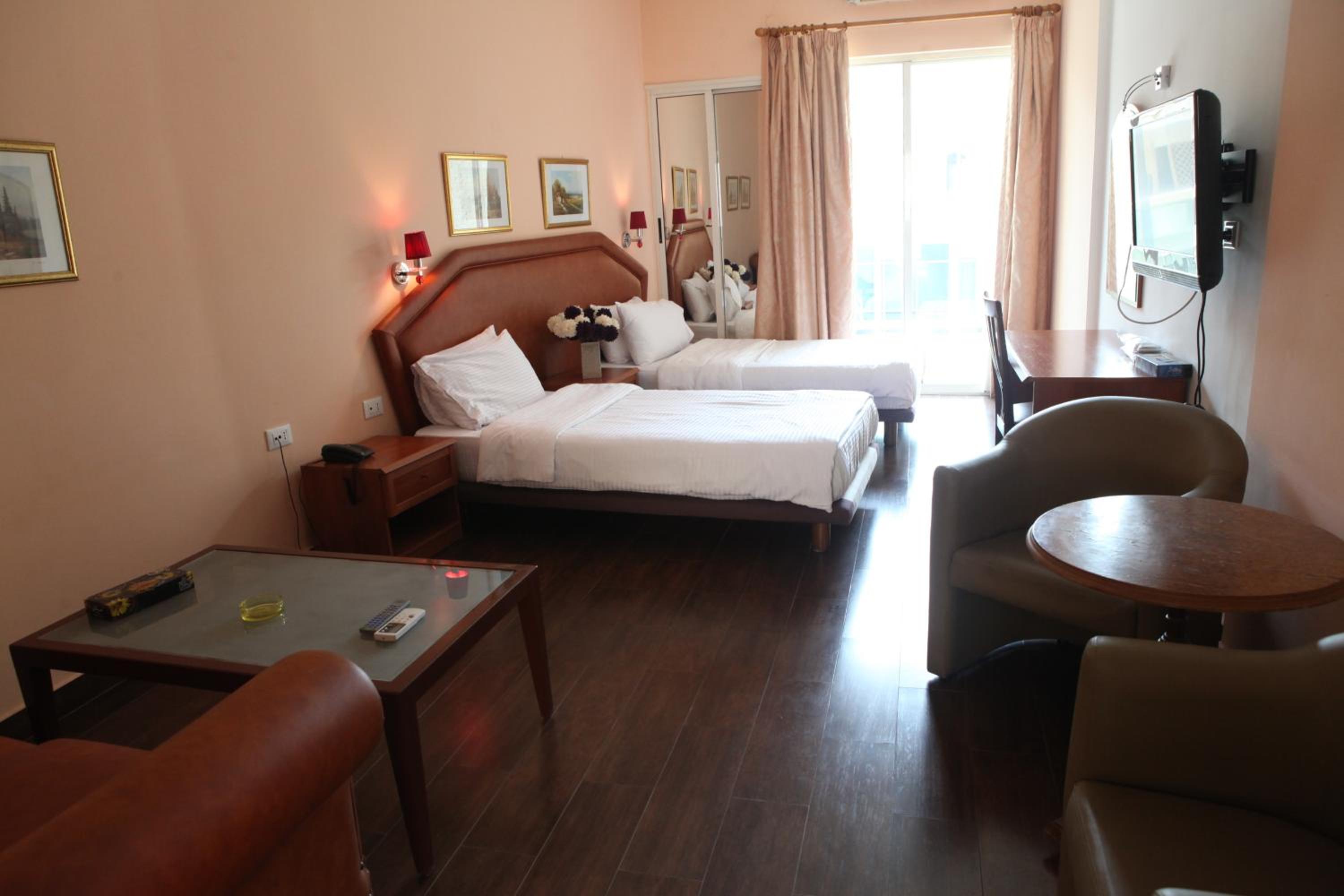 Dreams Suites Hotel 16/34