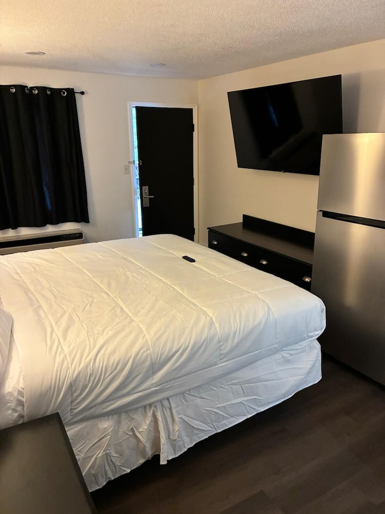 Budget Inn Talladega 21/61