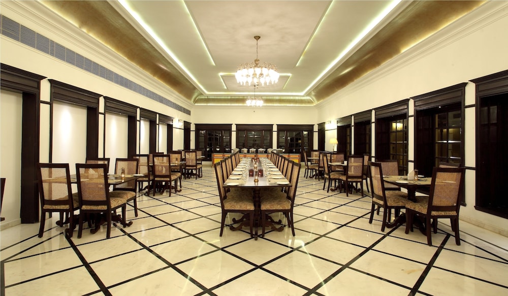 Juna Mahal Jungle Resort Ranthambore 32/50