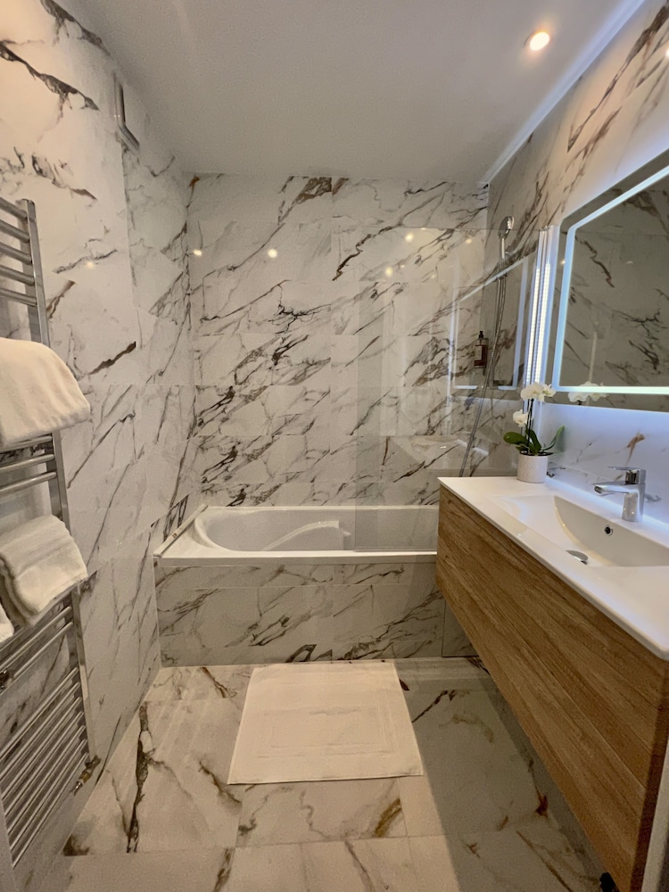 غرفة سوبيريور بسرير مزدوج، Hotel Le Concorde 3/4