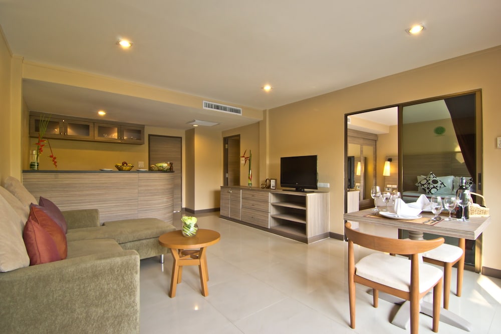The Green Park Resort 37/65