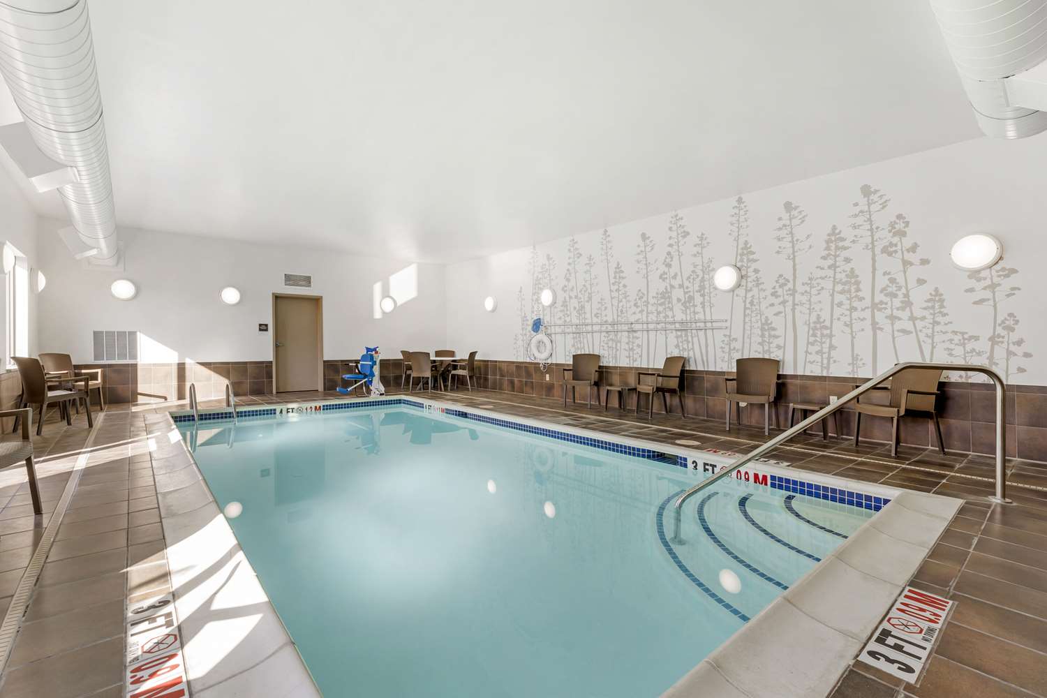 Sleep Inn & Suites Cumberland 30/53