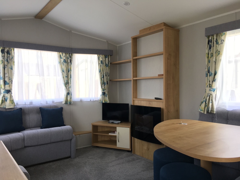 The Leas Beach Park 22/50