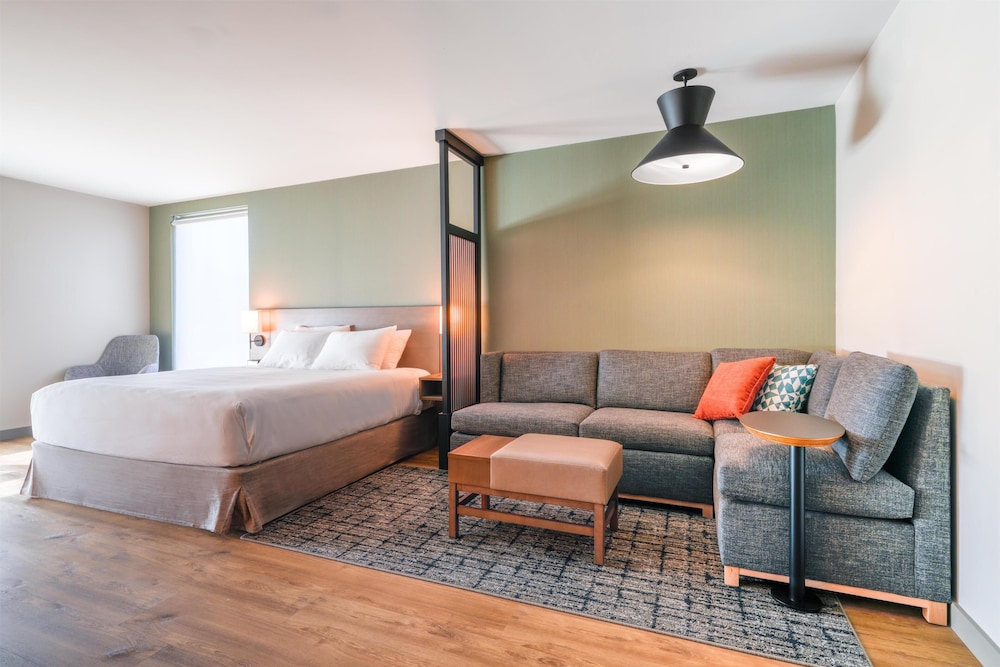 Hyatt Place Sacramento International Airport 4/47
