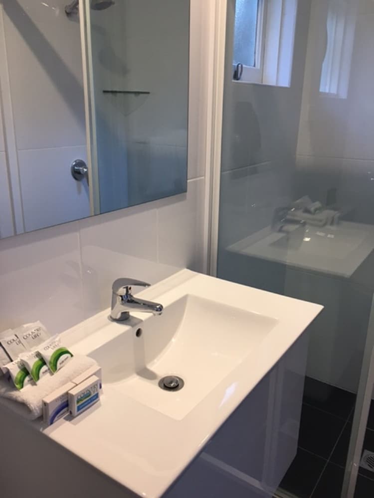 CRONULLA MOTOR INN 20/45