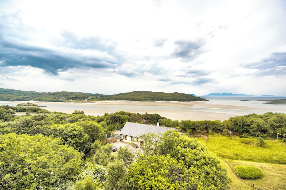 Morar Hotel 41/50