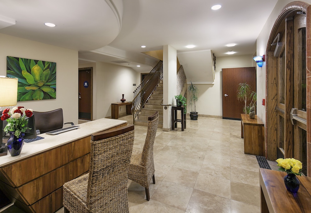 El Colibri Hotel & Spa 7/38